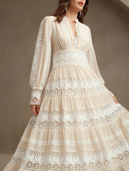 French Fashion Palace Hollow Splice Soft Lace Trim Maxi Dress