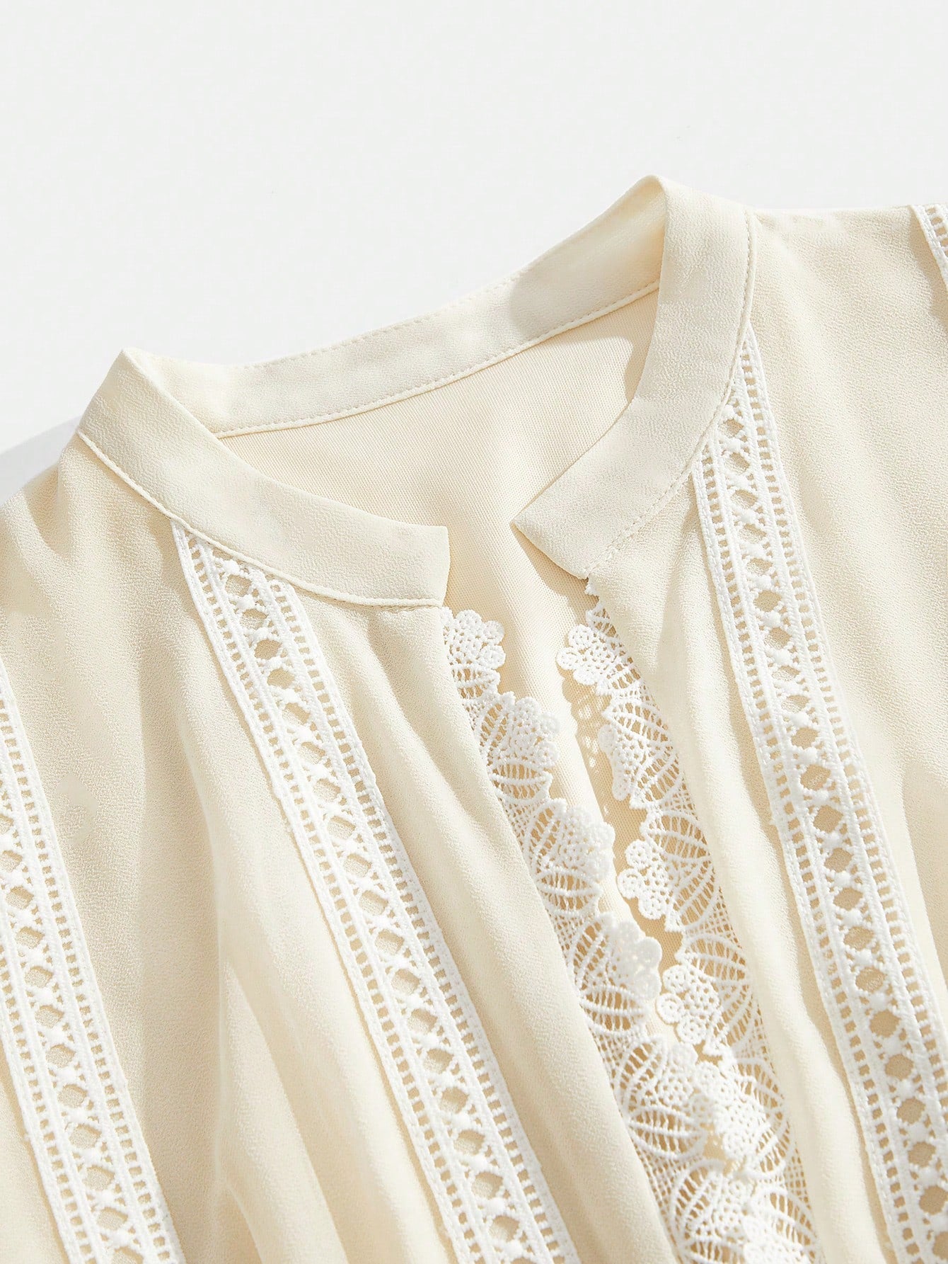 French Fashion Palace Hollow Splice Soft Lace Trim Maxi Dress