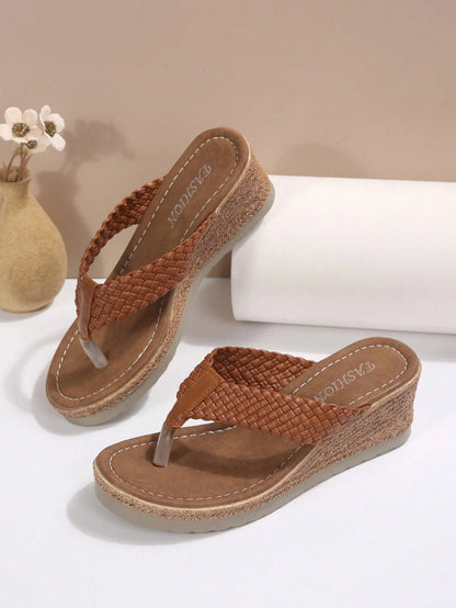 Plus Size Women's Lightweight Woven Wedge Sandals