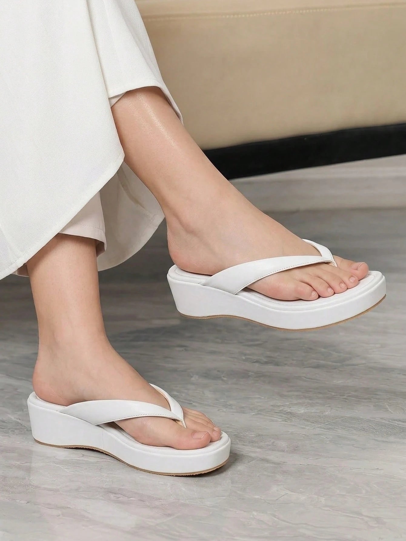 Women's Open Toe Platform High-Heeled Flip-Flops