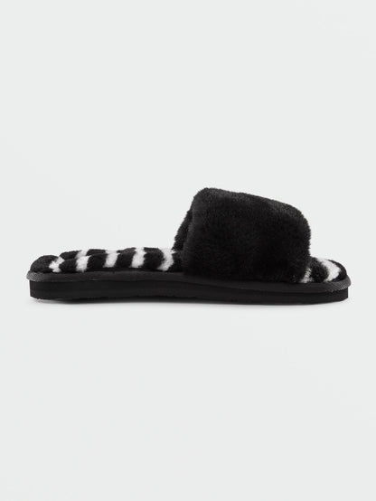 Girls Lived in Lounge Slippers